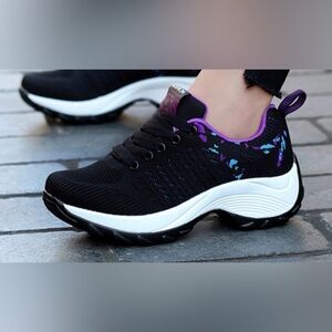 Women's Black and Purple Athletic Shoes